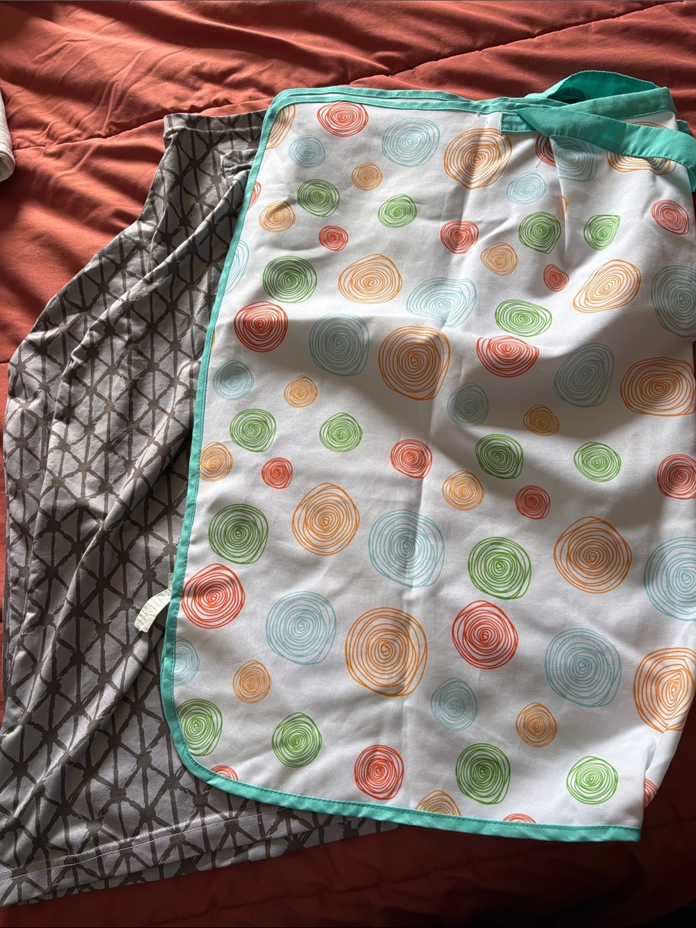 Bundle nursing covers